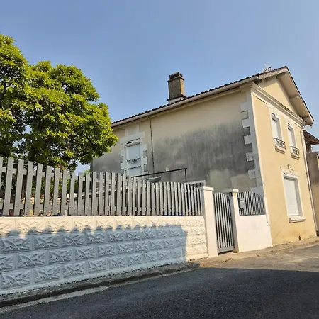 Maison Magnolia * Xambes